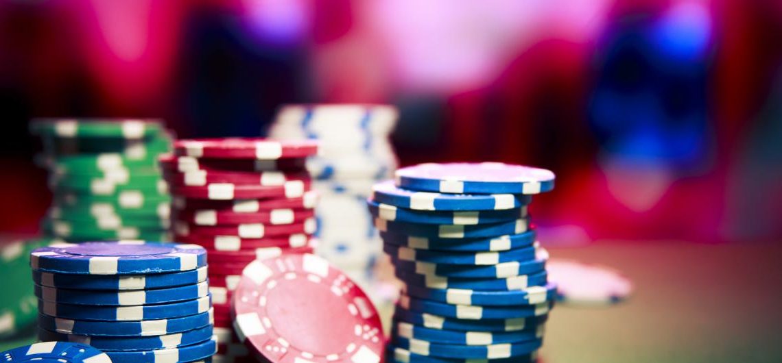 Which website is the best to play poker games online?